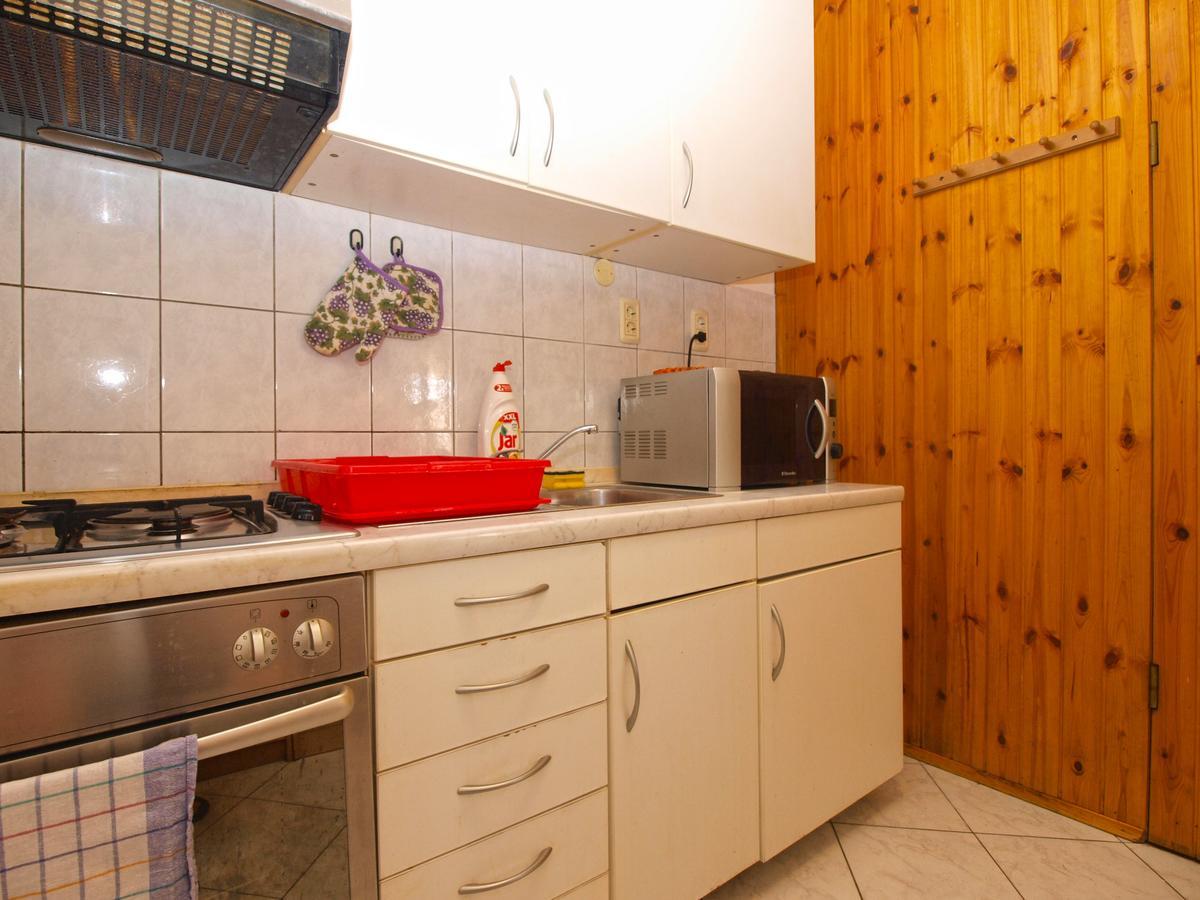 Apartments Mladen 1588 Pula Exterior photo